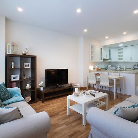Malaga Centro Maria Zambrano Apartman Kültér fotó