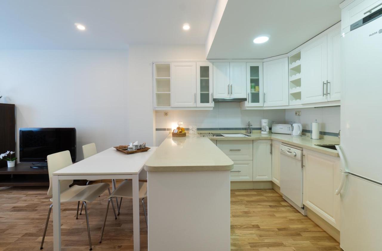 Malaga Centro Maria Zambrano Apartman Kültér fotó