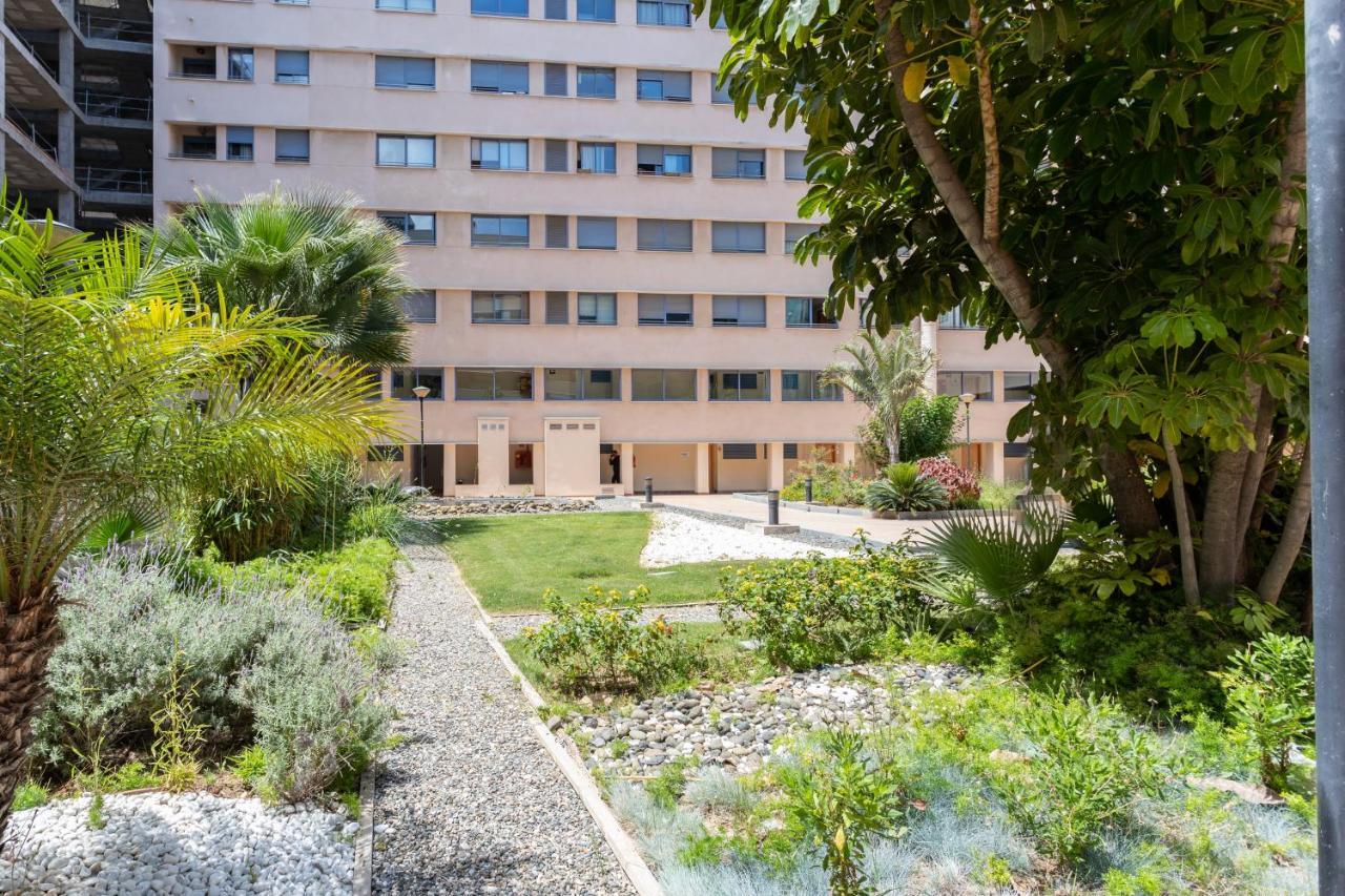 Malaga Centro Maria Zambrano Apartman Kültér fotó