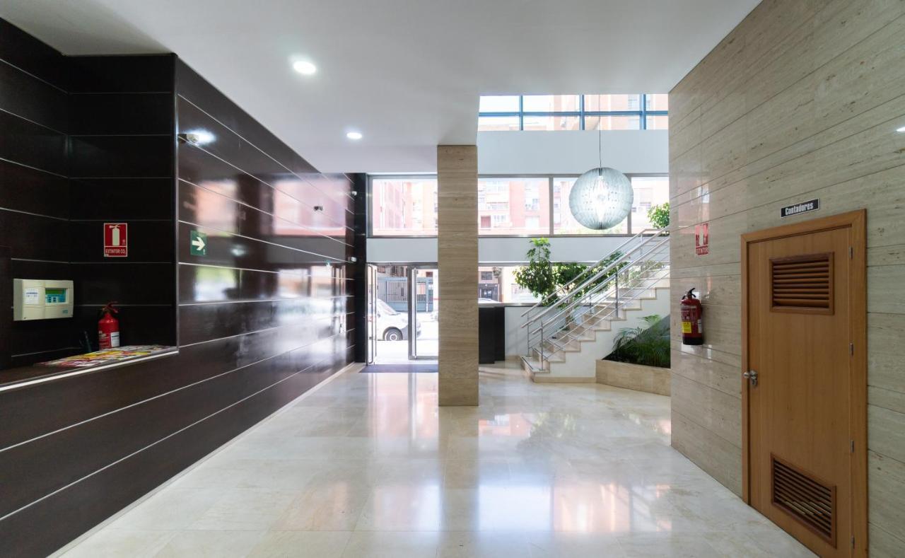 Malaga Centro Maria Zambrano Apartman Kültér fotó