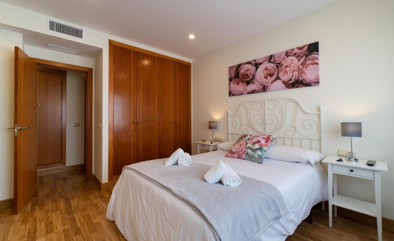 Malaga Centro Maria Zambrano Apartman Kültér fotó